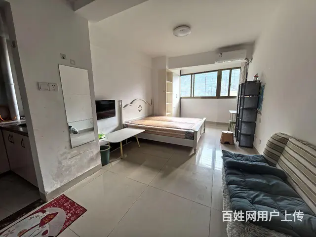 火车站单身公寓出租的图片
