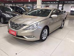 现代 索纳塔 2011款 第八代索纳塔 2.0 手