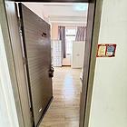 单间带阳台公寓 精装修