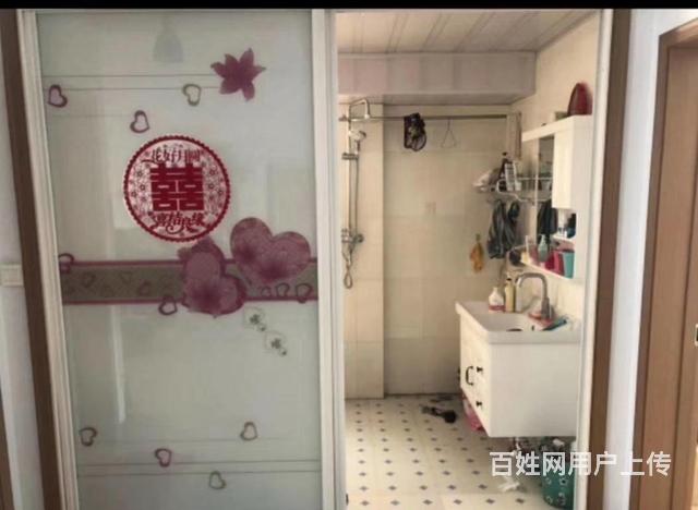 朝阳大街桃源居10楼，106平中等装修三室两厅东明的图片