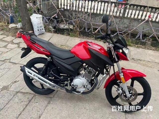 出售二手摩托车的图片