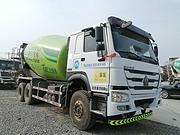 转让18年二手后八轮豪沃搅拌车 大14方380马力