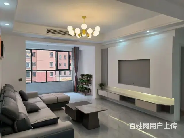 在水一方电梯4房2厅2卫精装仅售63.8万的图片