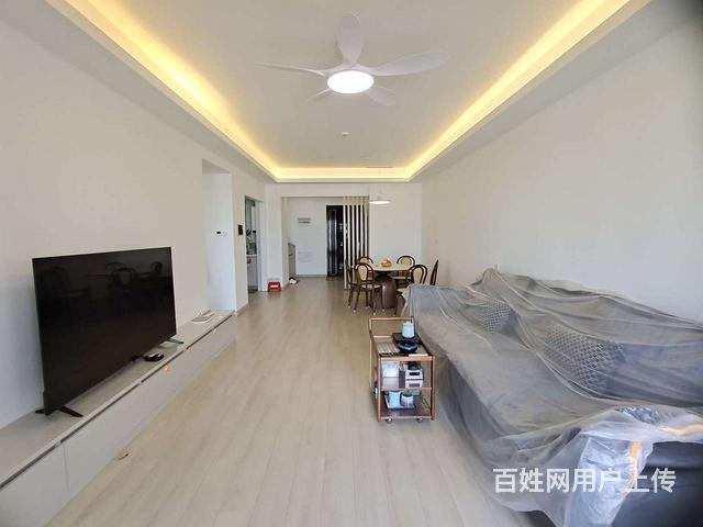 横琴口岸 华发广场横琴湾 精品3房 望海贝河景 澳门景观的图片