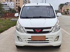 五菱 宏光 2015款 荣光V 1.5 手动 标准型7-8座