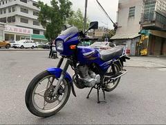 出一台摩托车。颜色好发动机安静价格不高。1200