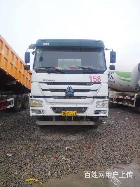 转让17年二手豪沃大20方搅拌车380马力亚特上装的图片