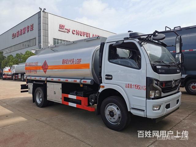 国六10吨到12吨流动运油车 年底特惠价的图片