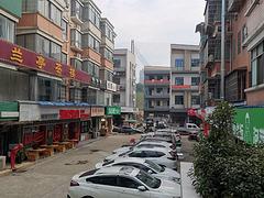 湖南涉外经济学院南门-南丰港 商住两用4厅 毛坯