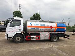 二手8吨加油车 一年油罐车低价处理