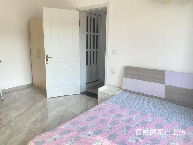 近青年大街，沈阳人民广场地铁口 2楼，一室整租，家电全的图片