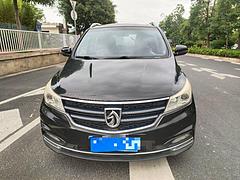 宝骏730 2019款 1.5T 双离合 时尚型7座
