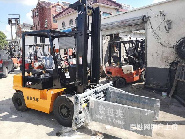 出售二手叉车/二手夹包叉车/二手电动叉车的图片