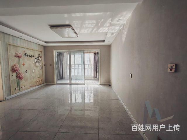 精装4室2厅2卫1阳台急租,是您租房的不二之选的图片