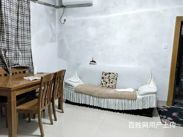 先锋路动物园附近有房出租 普通住宅1厅的图片