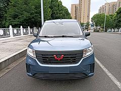 五菱 宏光 2020款 宏光PLUS 1.5 手动 标准型