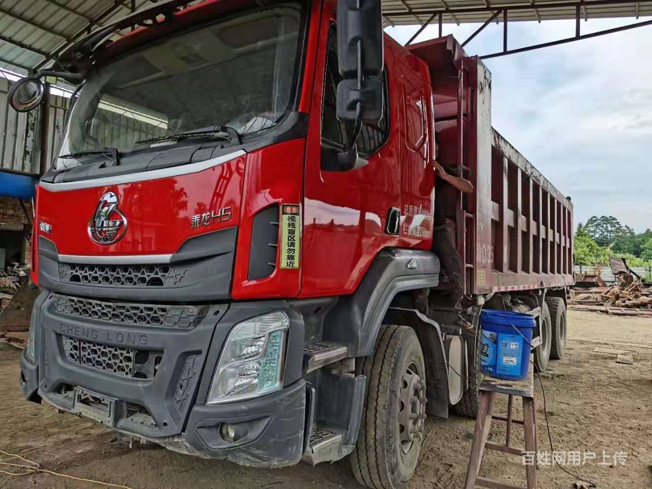 东风柳汽自卸车66米280马力乘龙h5