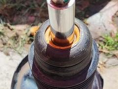 出售拆车件；起亚狮跑减震器（左前）