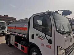 5吨解放油罐车厂家直销可分期包上户全国联保