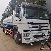 12吨带雾炮洒水车现车