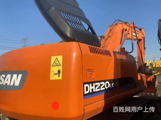 超低价出售二手精品轮挖斗山220【点击详情咨询】的图片