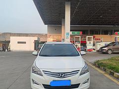 现代 瑞纳 2014款 1.4 自动 GLS 智能型