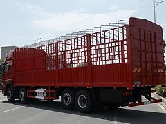 9米6高栏载货车 仓栏式货车 可分期付款多少钱