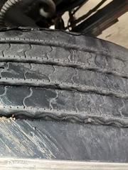 东风天龙9.6高栏，前四后八
