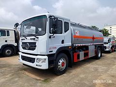 东风多利卡5吨8吨加油车首付6万提车