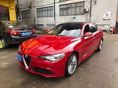 阿尔法-罗密欧Giulia 2017款 2.0T 手自一体
