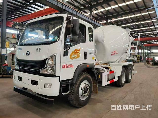 重汽豪曼后八轮8方搅拌车 国六 价格优惠的图片