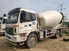 低价出售二手欧曼搅拌车  大14方，后八轮，国五，