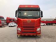 出售一台二手解放JH6领航版牵引车 550马力国五