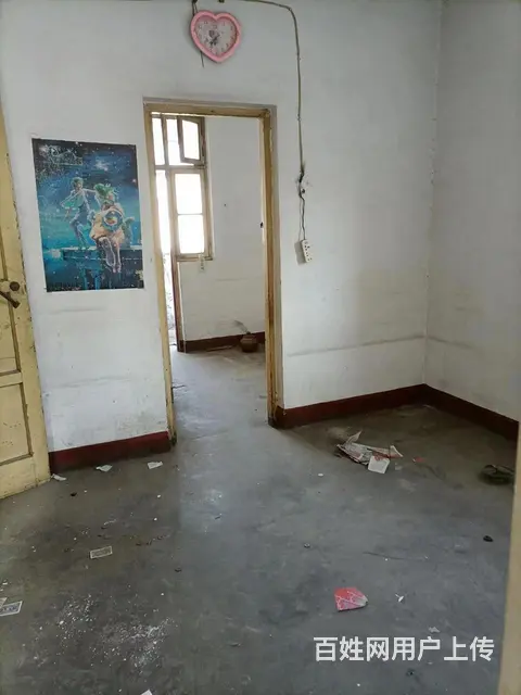 鹤电小区近，一楼，三室一厅，证件齐全的图片