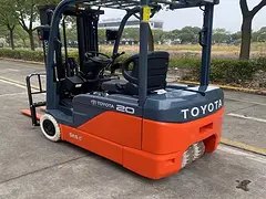 丰田2吨电动叉车出售可租