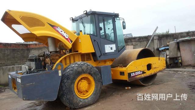 伊犁市个人二手20吨压路机转让中的图片
