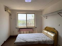 古塔区 西门外里古城新苑 3楼步梯 古塔公园 大润发超市附近