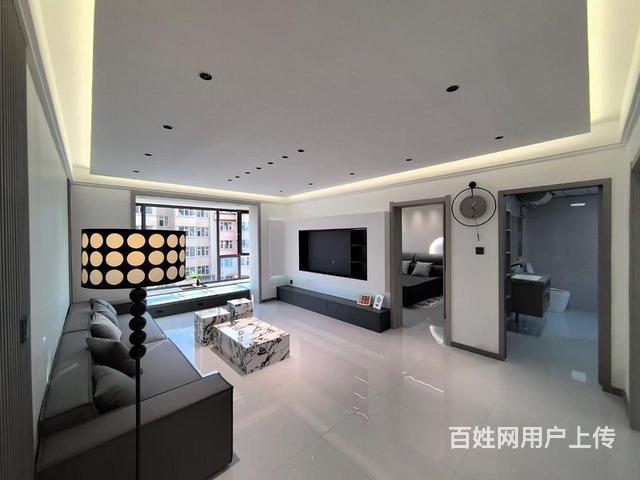 19中 森林公园附近 步梯4楼 3室 稀缺户型 一梯二户 可的图片