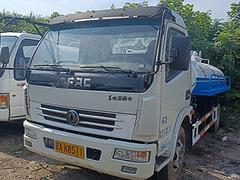 出卖七吨吸污车