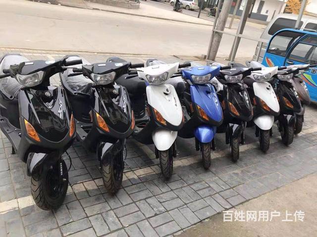 大量经营各品牌千元踏板，精品车况，超低价格的图片