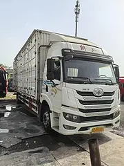 低价出售21年解放9.65米单桥箱货 车况原版原漆