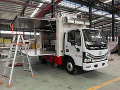 重汽多功能餐车（可0首付提车）品质优良