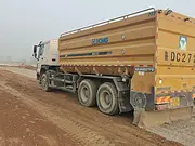 徐工粉料撒布车163