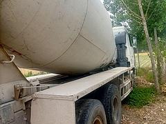 出售自用12方混凝土搅拌车