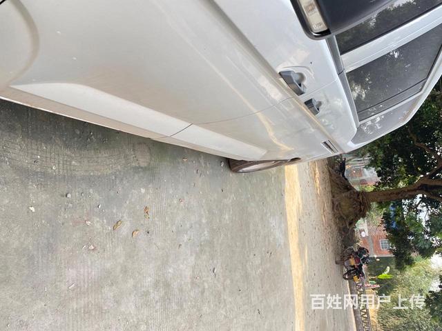 五菱 征程 2015款 1.8 手动 豪华型7座的图片