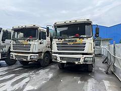 16年德龙搅拌车