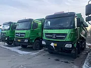 北奔重卡前四后八5.8米自卸车430马力 手续齐全