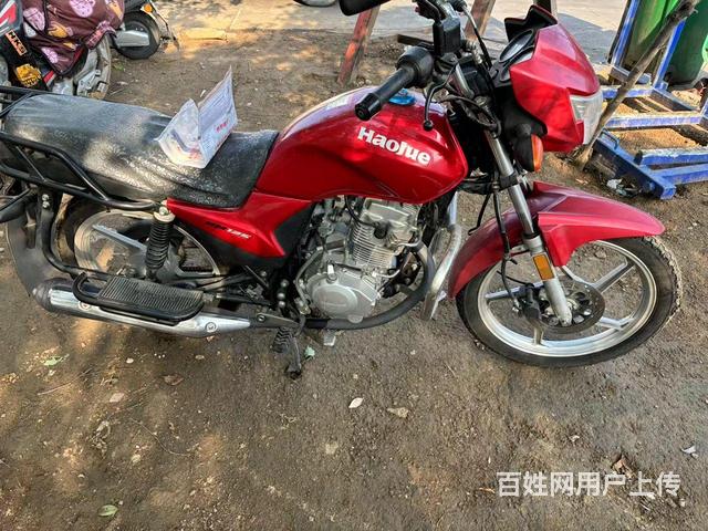 批发零售二手摩托车的图片