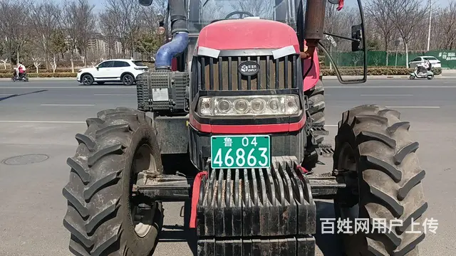 拖拉机的图片