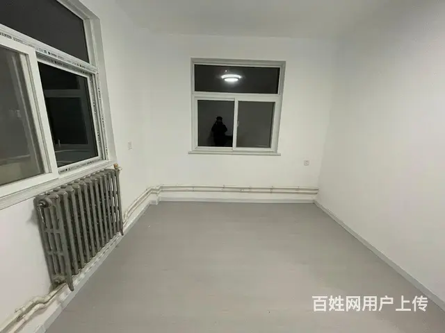 急售  精装双气 双证 小三室 有证可过户的图片
